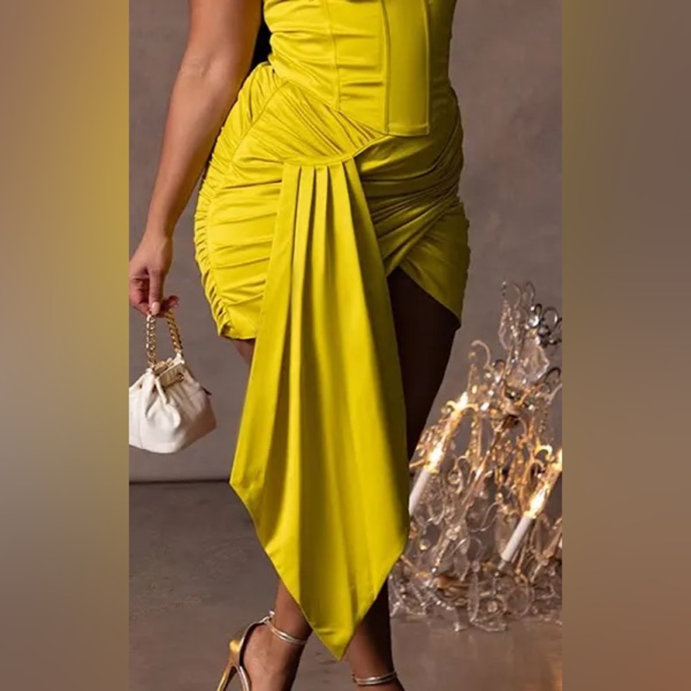 Pretty Little Thing Chartreuse Satin Ruched Drape Bodycon Skirt - Picture 2 of 4
